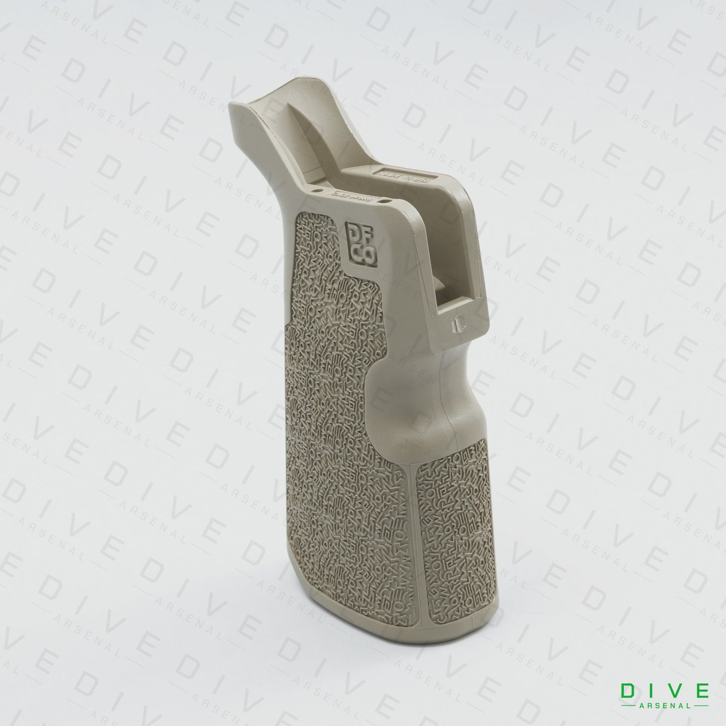 Kung-Fu グリップ FDE
