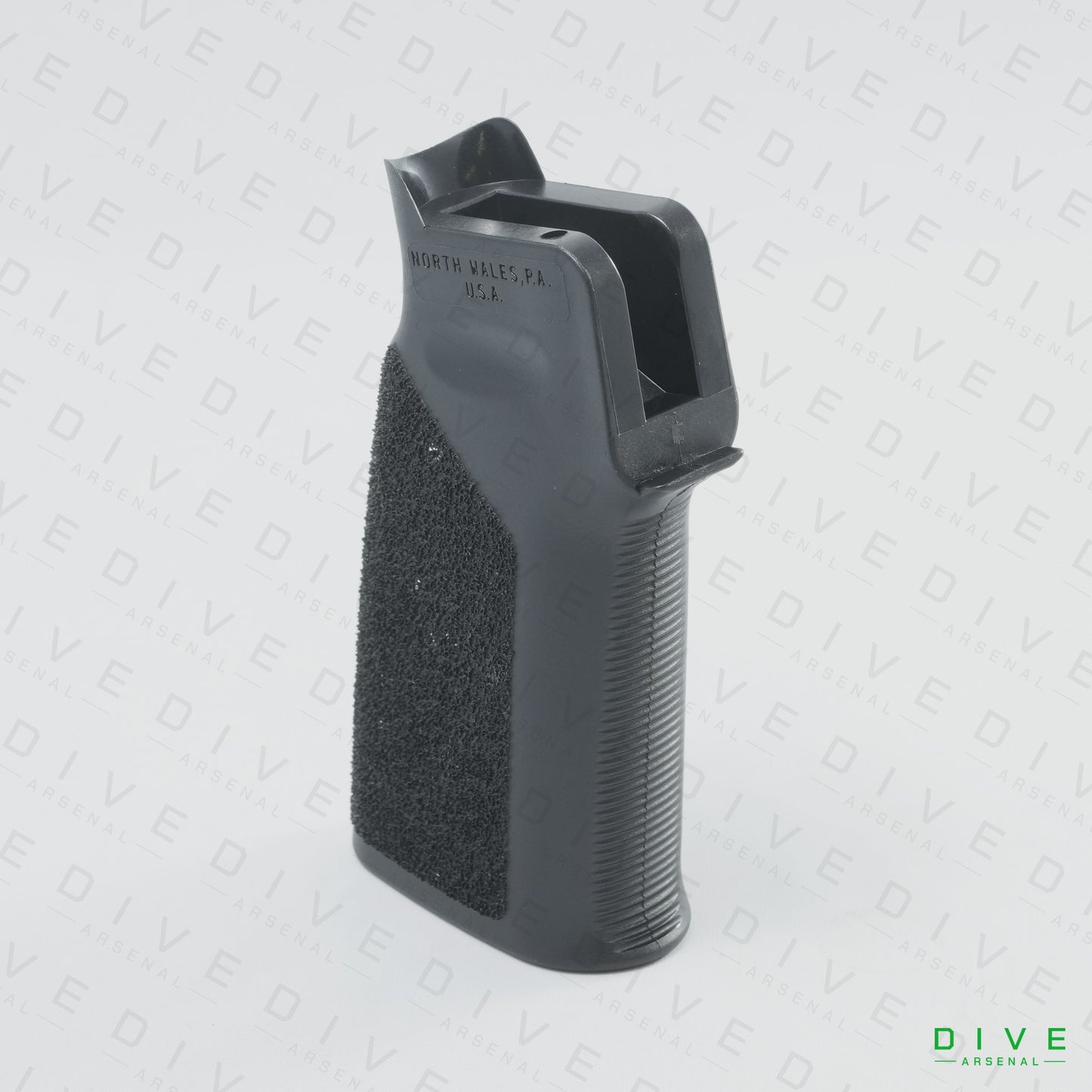 Geissele A17タイプ グリップ BK