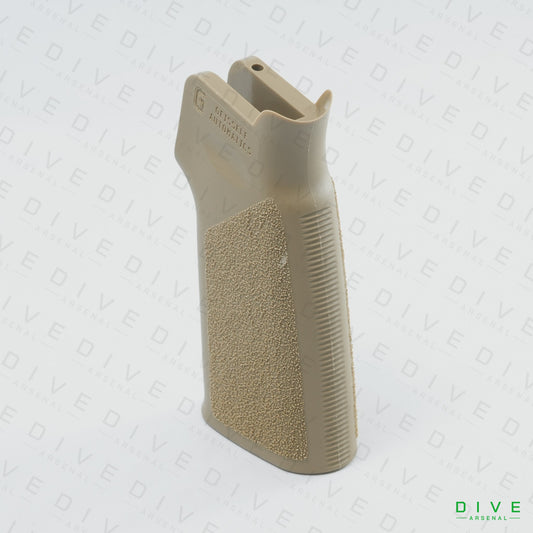 Geissele A17タイプ グリップ FDE