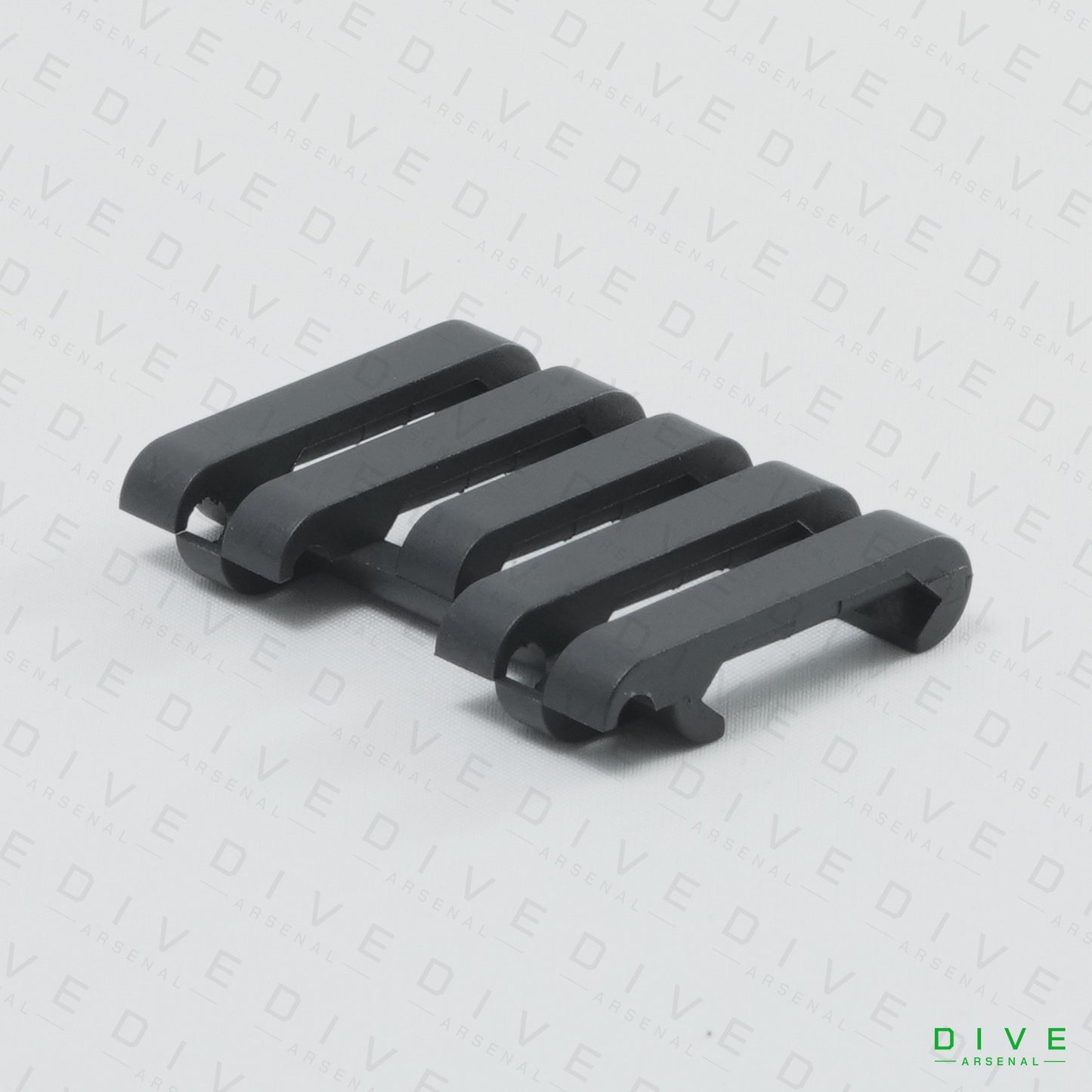 ERGOタイプ 5スロット レールカバー ワイヤールーム付き BK