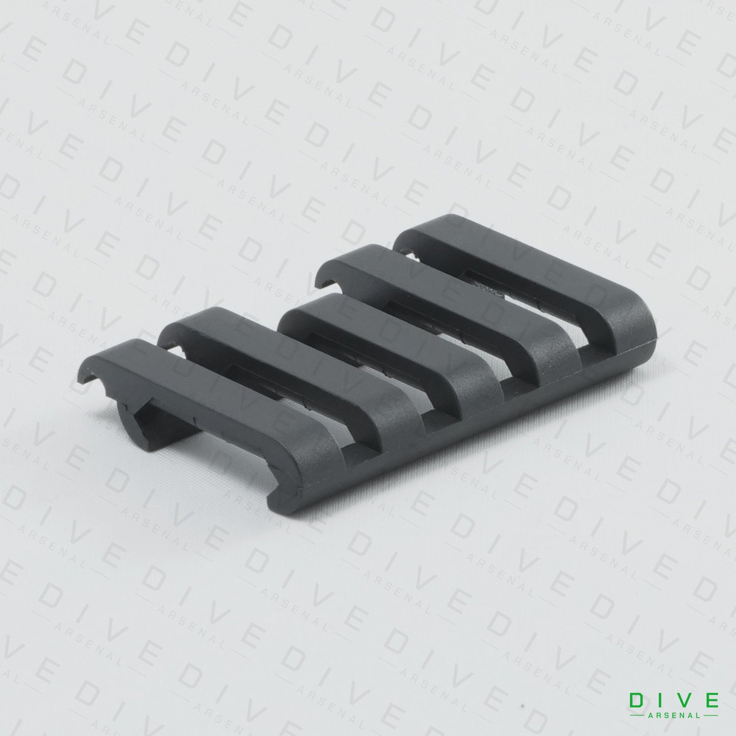 ERGOタイプ 5スロット レールカバー ワイヤールーム付き BK